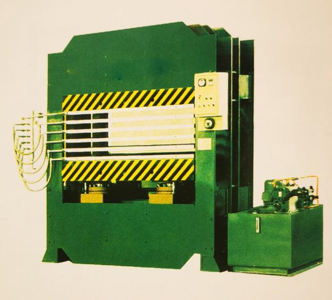 Hydraulische kühle Presse-Maschine 0