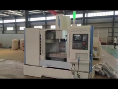 Cnc-Metall, das Mitte verarbeitet