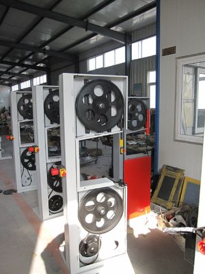 710mm ein 14 Zoll-hölzernes Ausschnitt-Band sahen vertikale Band-Säge-Hochleistungsmaschine