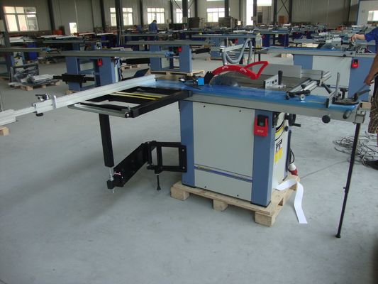 3000W, das Ausrüstungs-Vertrags-hölzerne Schneider-Tabellen-Säge-Maschine schneiden schiebt