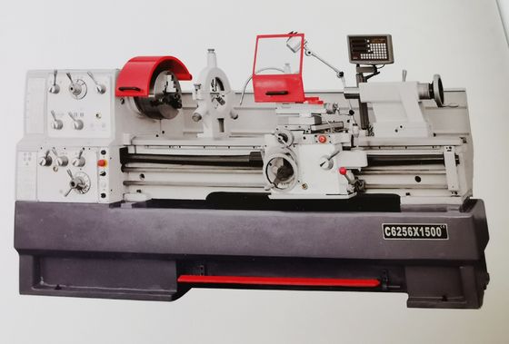 Metalldrehbank Heavey-Aufgaben-Superstarrheits-einphasig-Metalldrehbank CNC-C6251