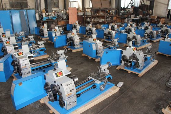 Der CNC-C6241 Struktur-Metallbank-Drehbank Metalldrehbank-230V doppel-wandige