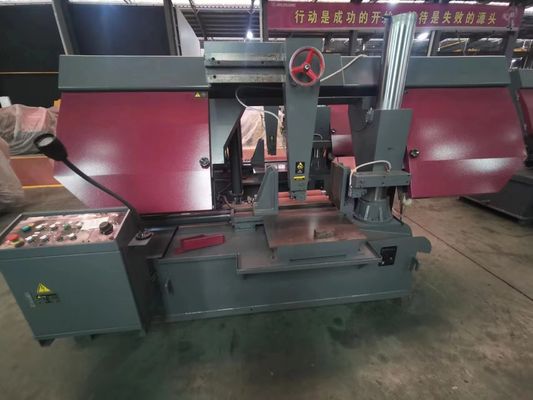 Schwere zylindrische elektrische Metallschneidmaschine Hydrauliksteuerung
