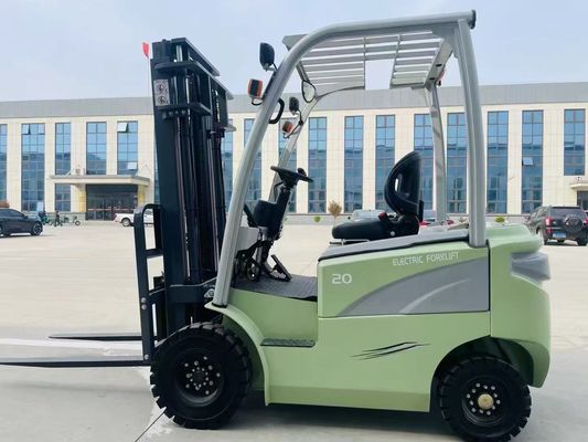 Bauprojekt Lagerung und Transport Elektrischer Gabelstapler